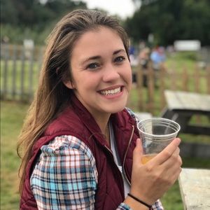 Meet your Posher, Courtney